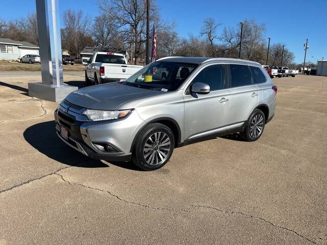 2020 MITSUBISHI Outlander