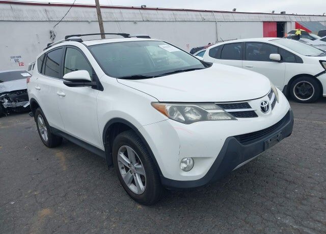 2014 TOYOTA RAV4