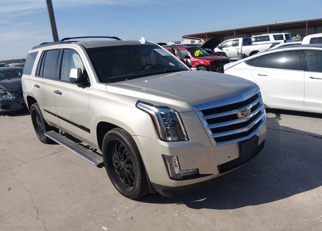 2015 CADILLAC Escalade