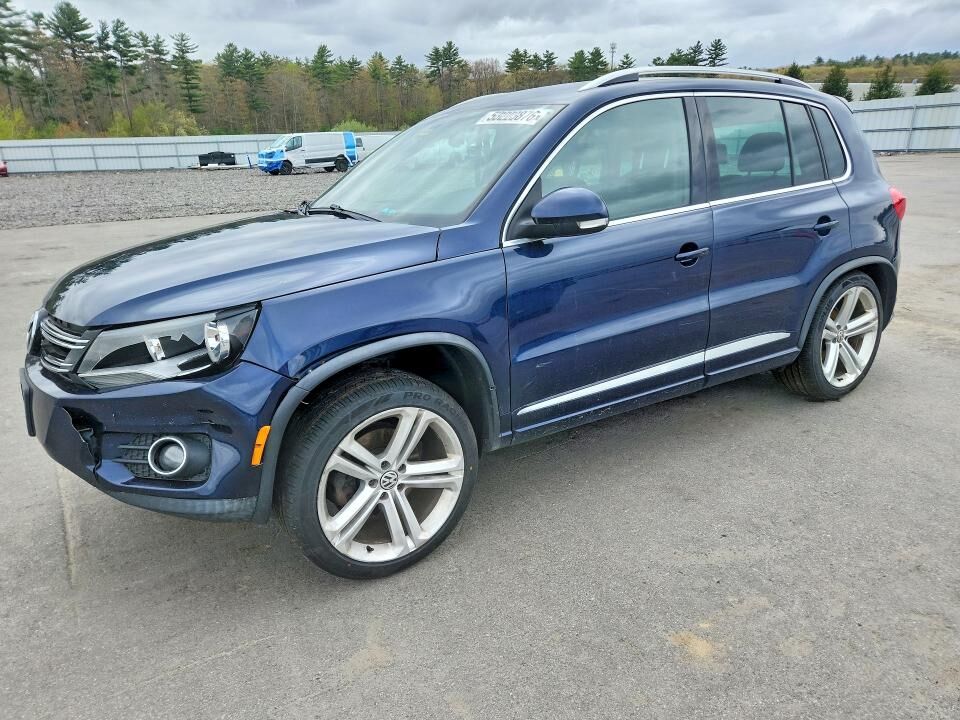 2016 VOLKSWAGEN Tiguan