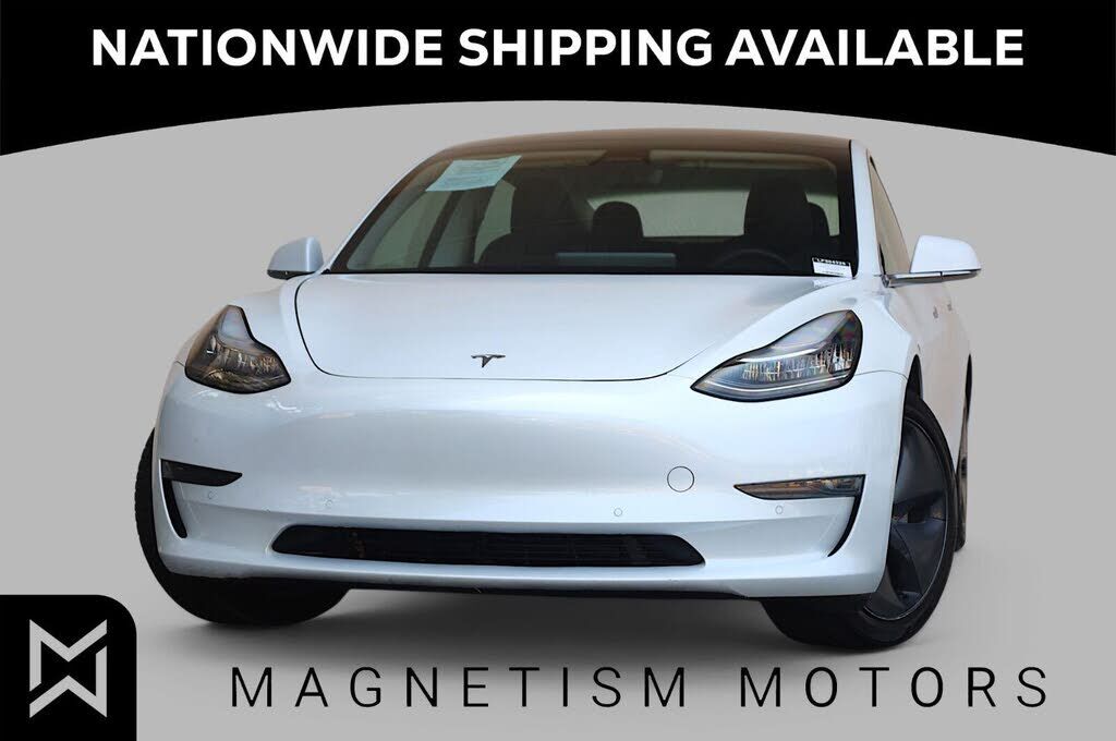 2020 TESLA Model 3