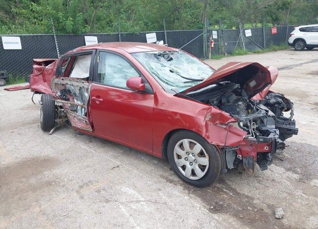 2009 HYUNDAI Elantra