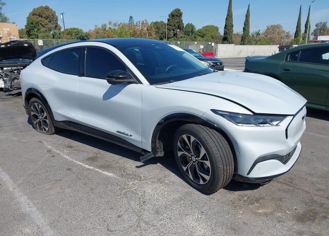 2022 FORD Mach-E