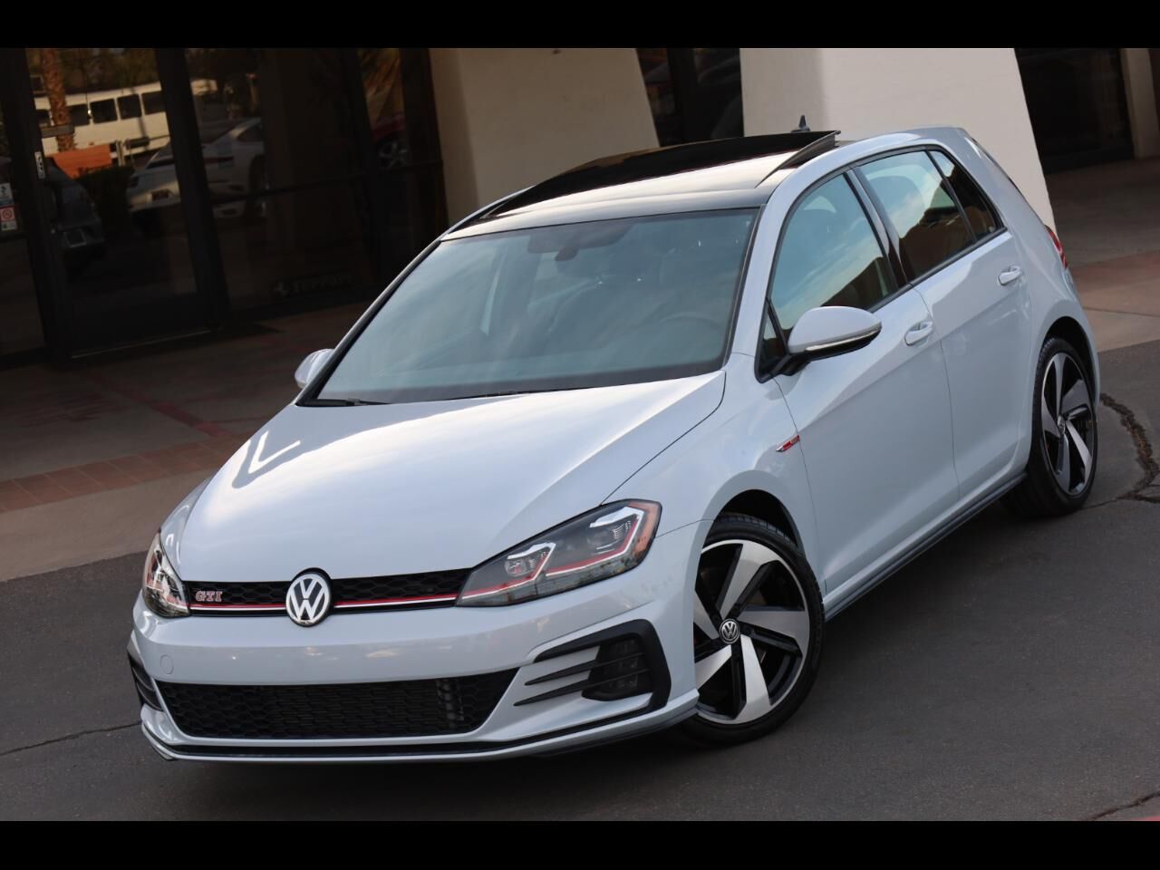 2020 VOLKSWAGEN Golf GTI