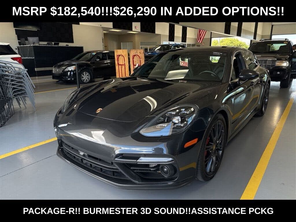 2018 PORSCHE Panamera
