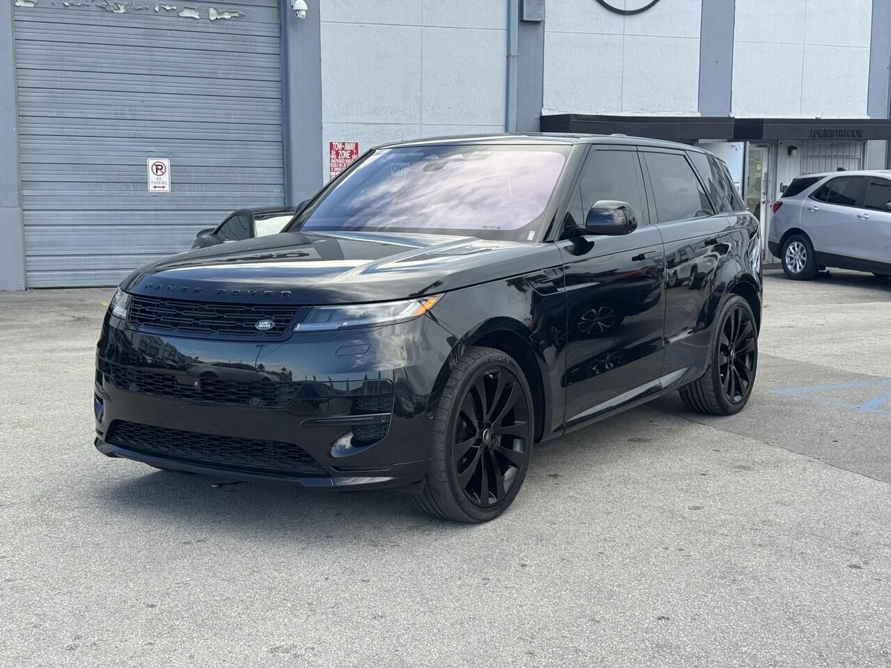 2023 LAND ROVER Range Rover Sport