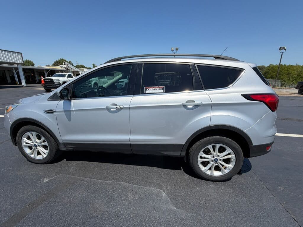 2019 FORD Escape