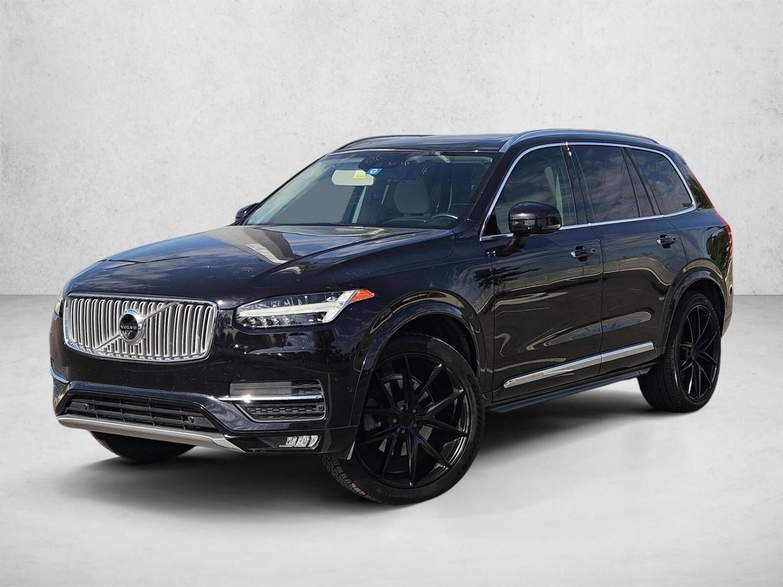 2018 VOLVO XC90