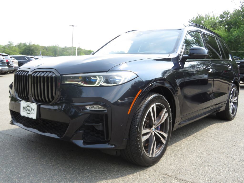2022 BMW X7