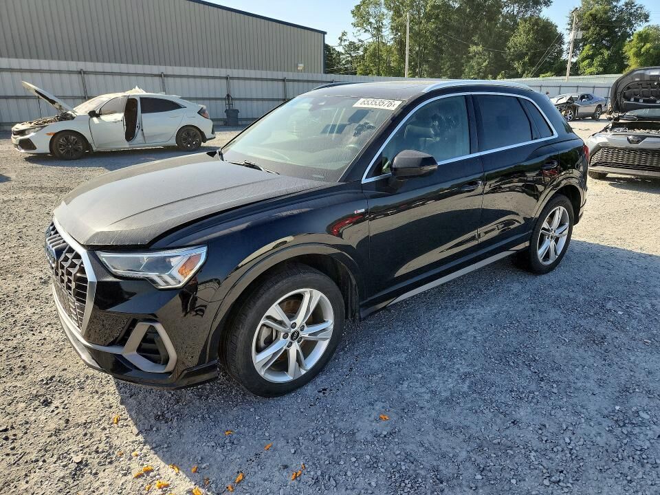 2022 AUDI Q3