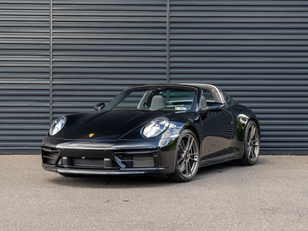 2022 PORSCHE 911
