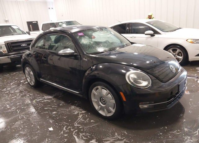 2013 VOLKSWAGEN Beetle