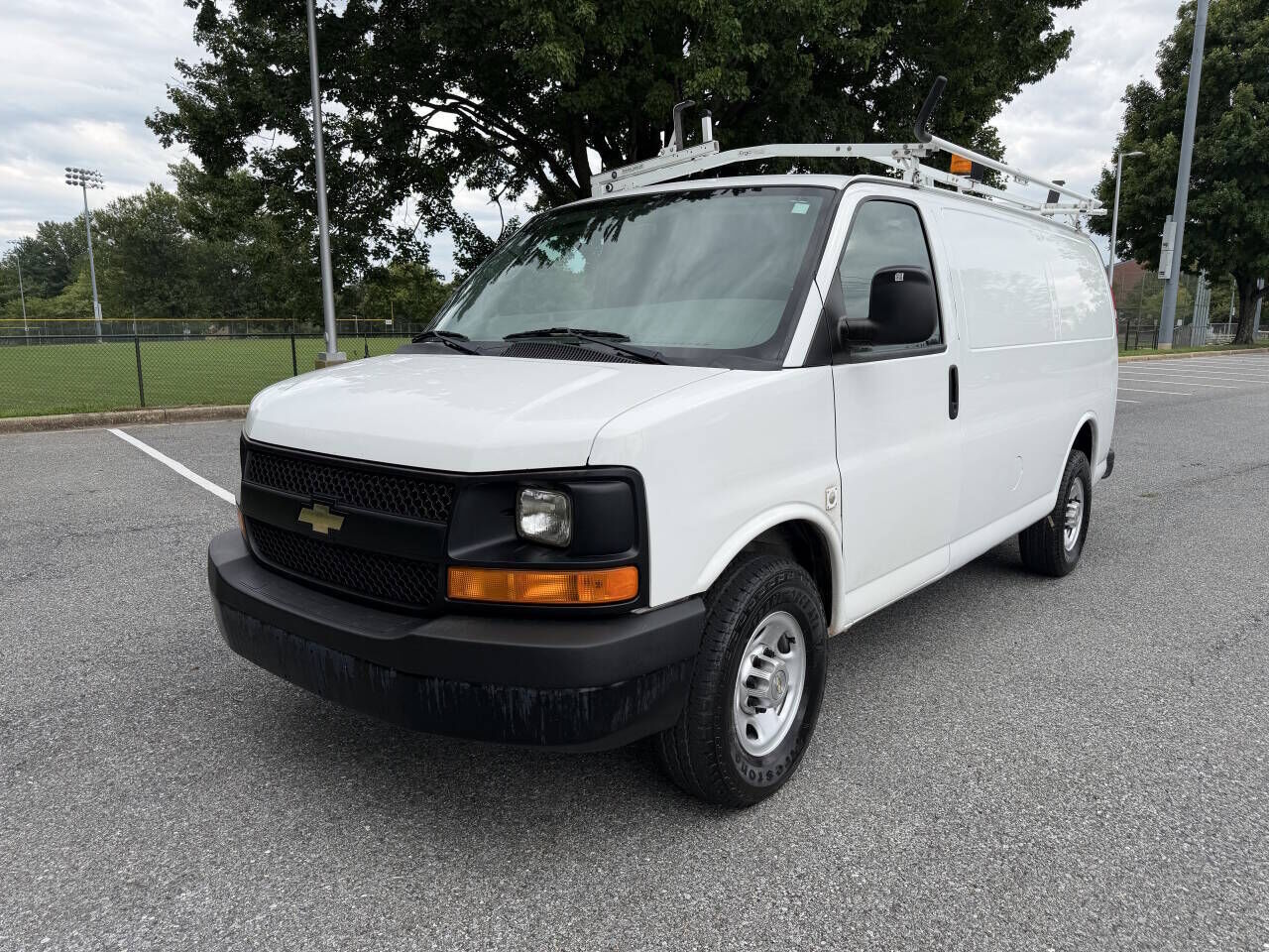 2012 CHEVROLET Express