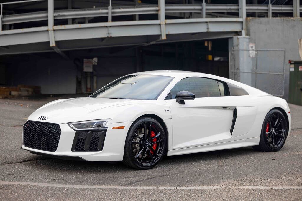 2018 AUDI R8