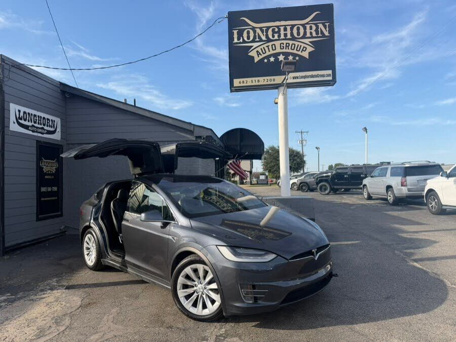 2016 TESLA Model X