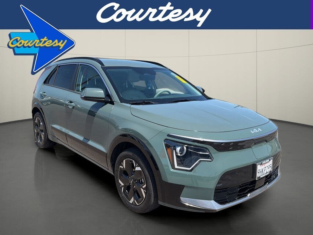 2023 KIA Niro