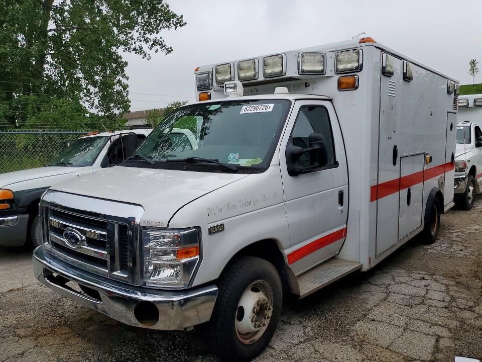 2017 FORD E-450