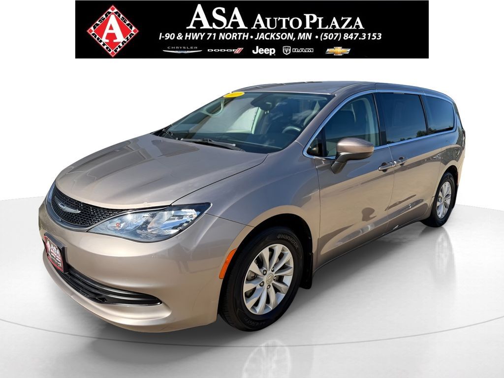2017 CHRYSLER Pacifica