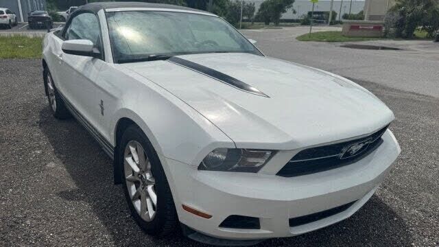 2010 FORD Mustang