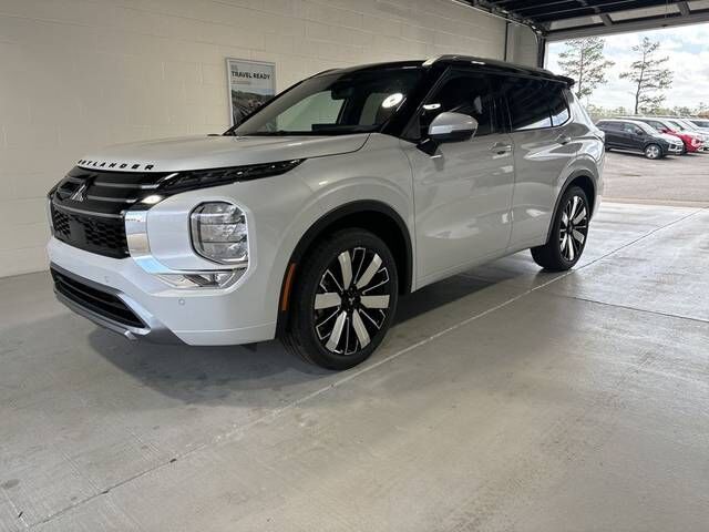 2026 MITSUBISHI Outlander
