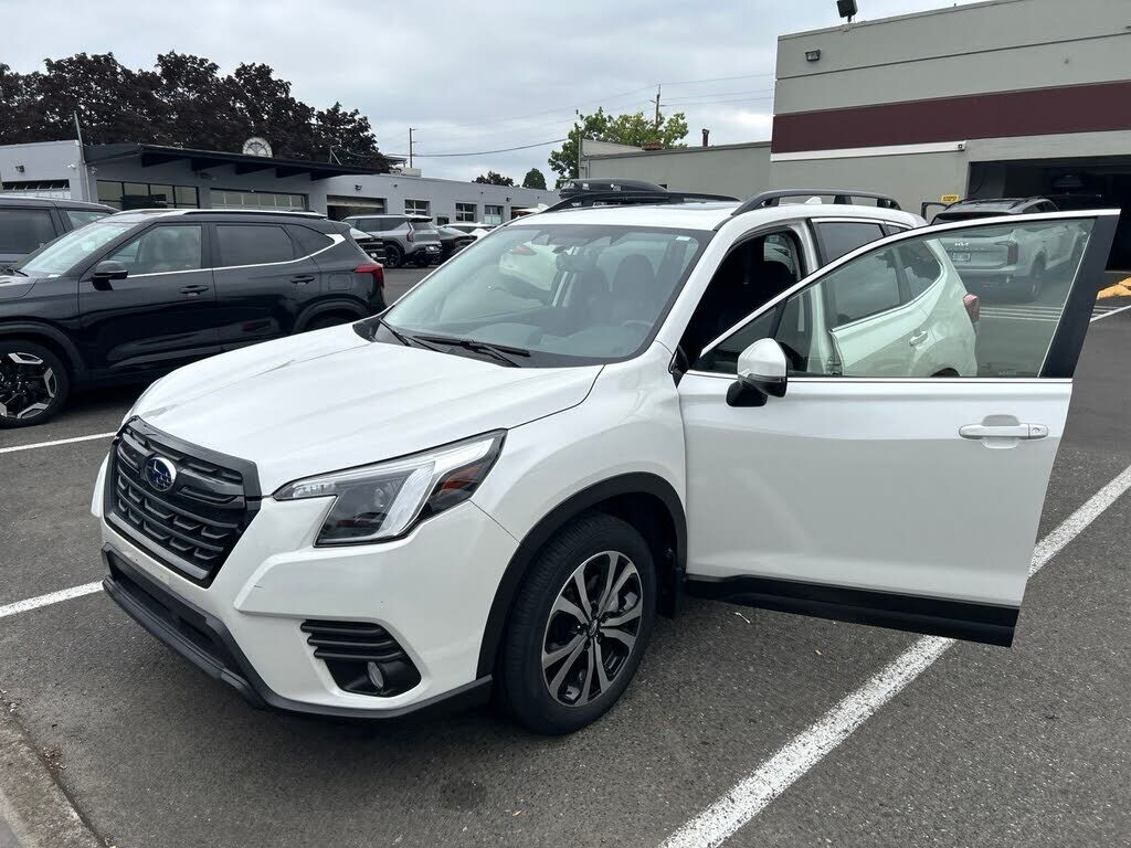 2023 SUBARU Forester