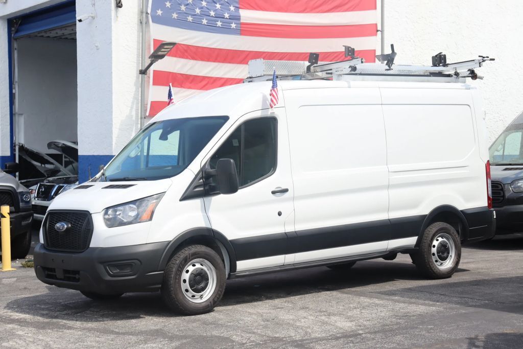 2022 FORD Transit