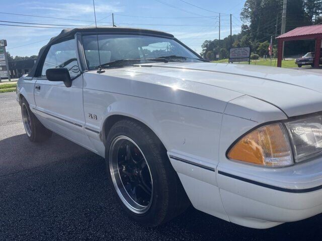 1992 FORD Mustang