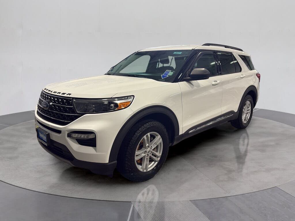 2021 FORD Explorer
