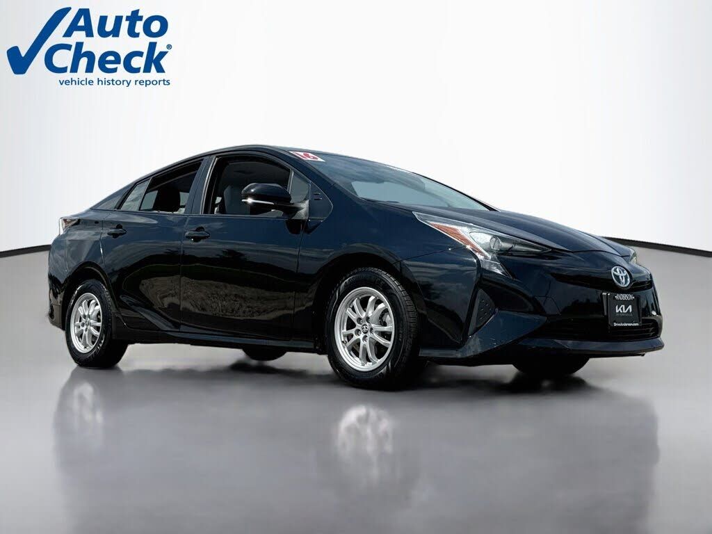 2016 TOYOTA PRIUS