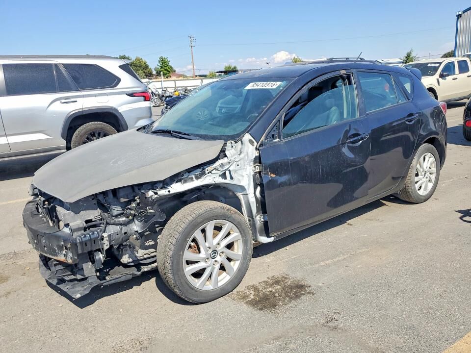 2013 MAZDA Mazda3