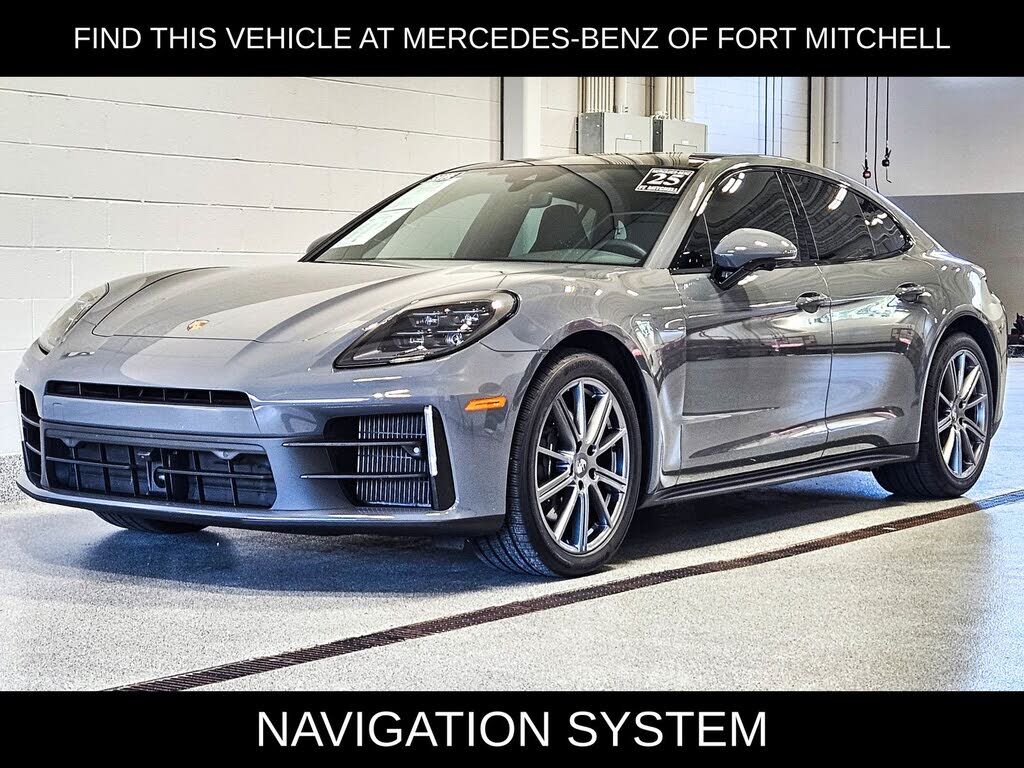 2025 PORSCHE Panamera