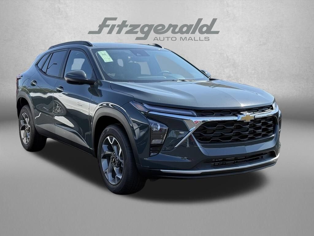 2026 CHEVROLET Trax