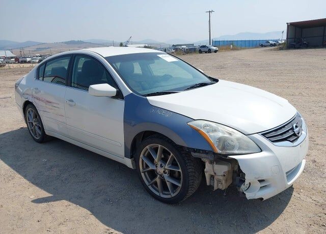 2012 NISSAN Altima