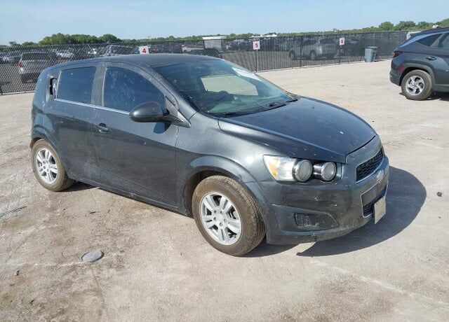 2016 CHEVROLET Sonic