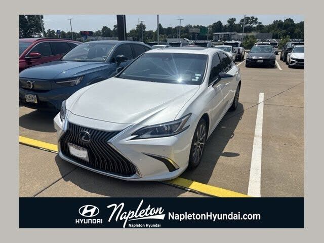 2021 LEXUS ES