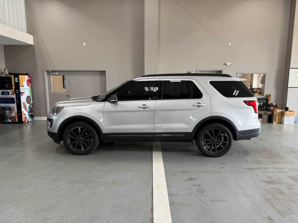 2019 FORD Explorer