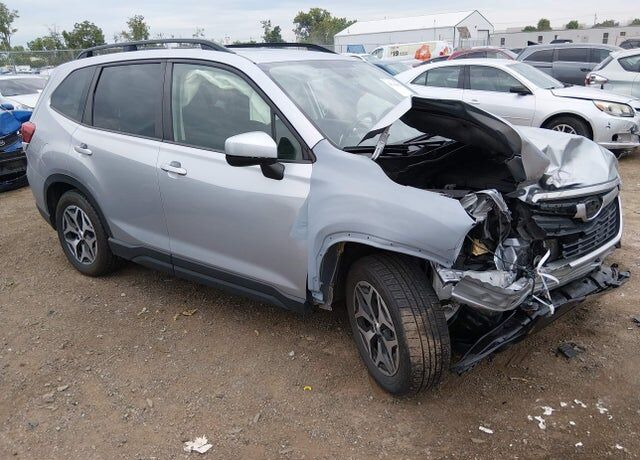 2020 SUBARU Forester