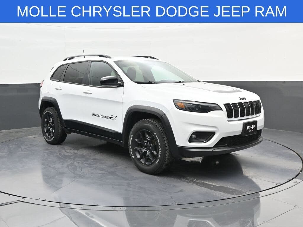 2022 JEEP Cherokee