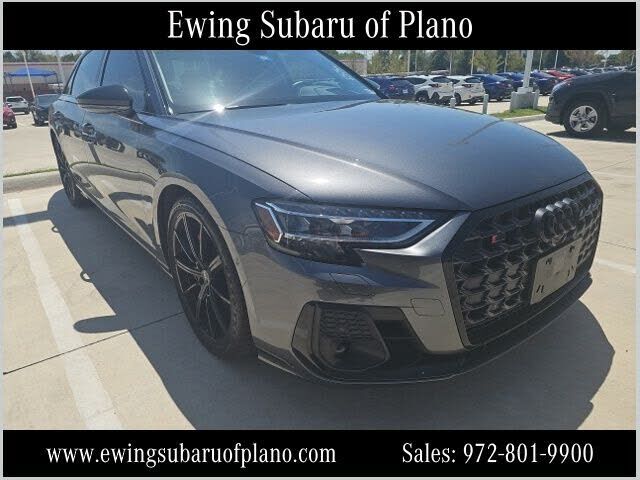 2023 AUDI S8