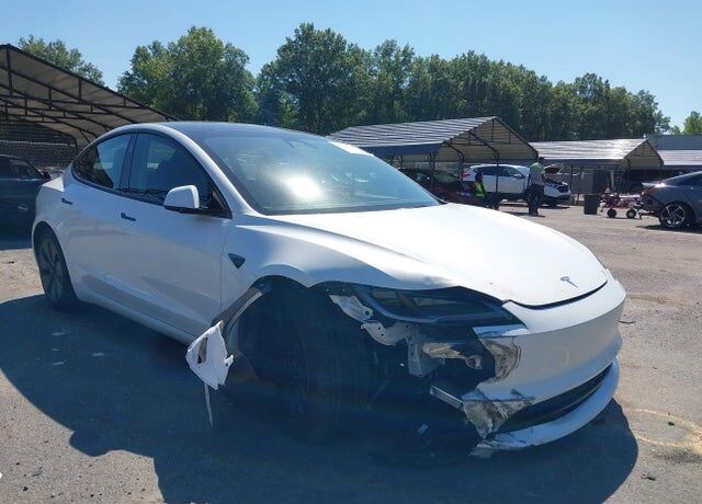 2024 TESLA Model 3