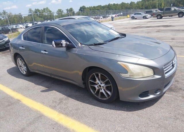 2014 NISSAN Maxima