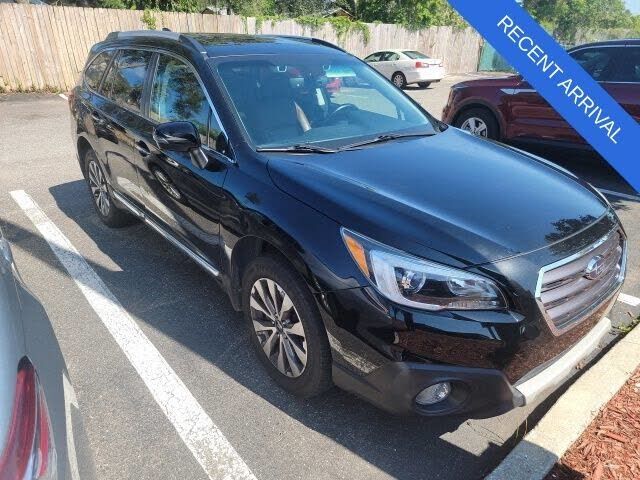 2017 SUBARU Outback