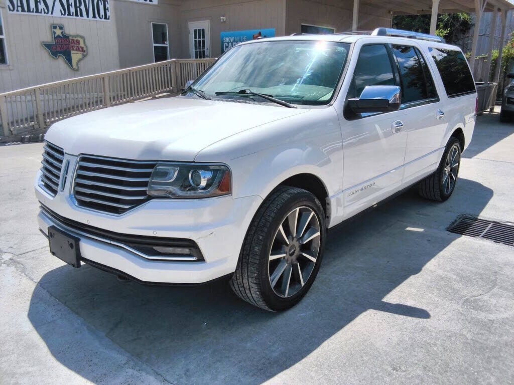 2017 LINCOLN Navigator L