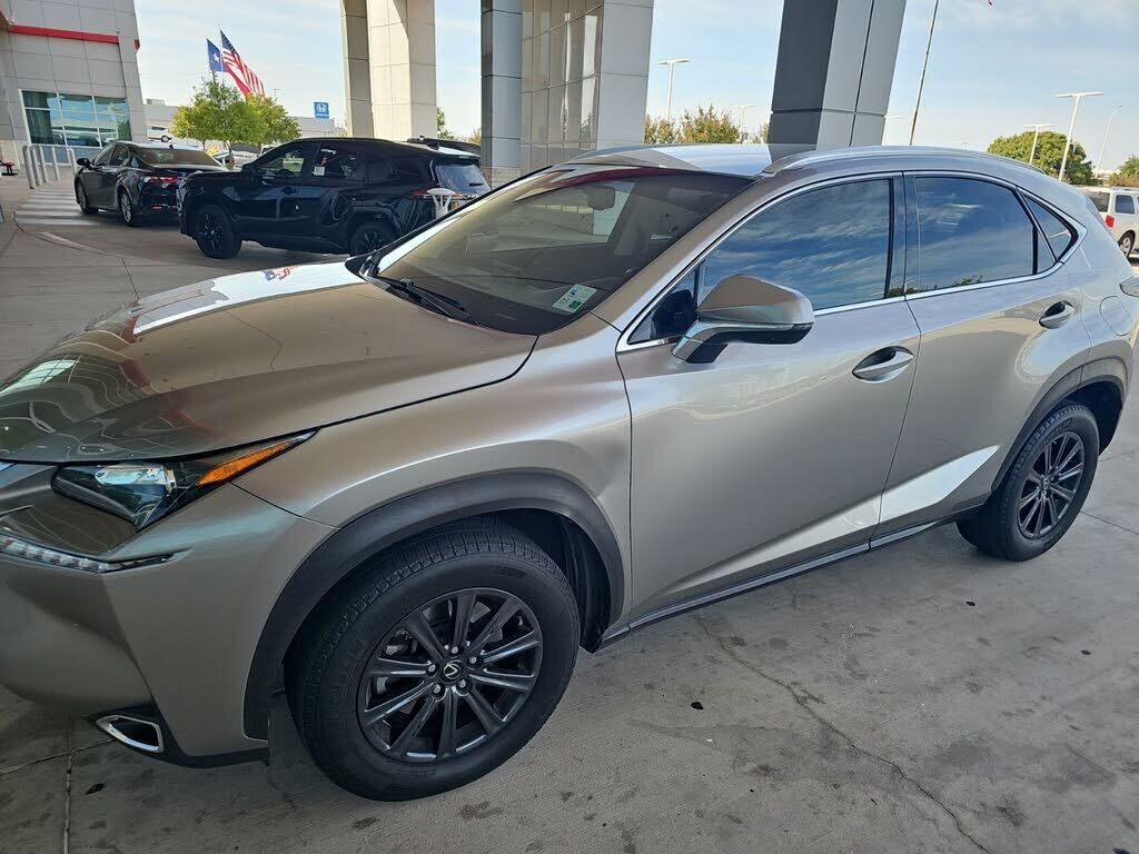 2016 LEXUS NX