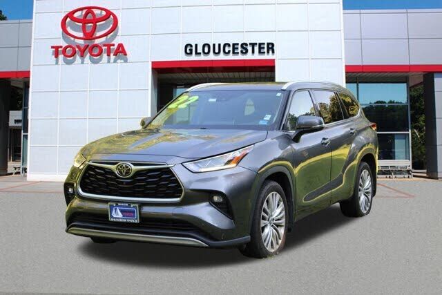 2022 TOYOTA Highlander