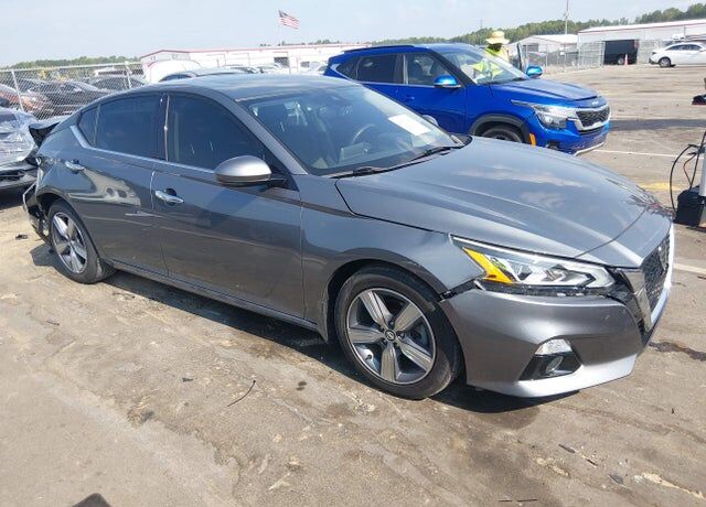 2019 NISSAN Altima
