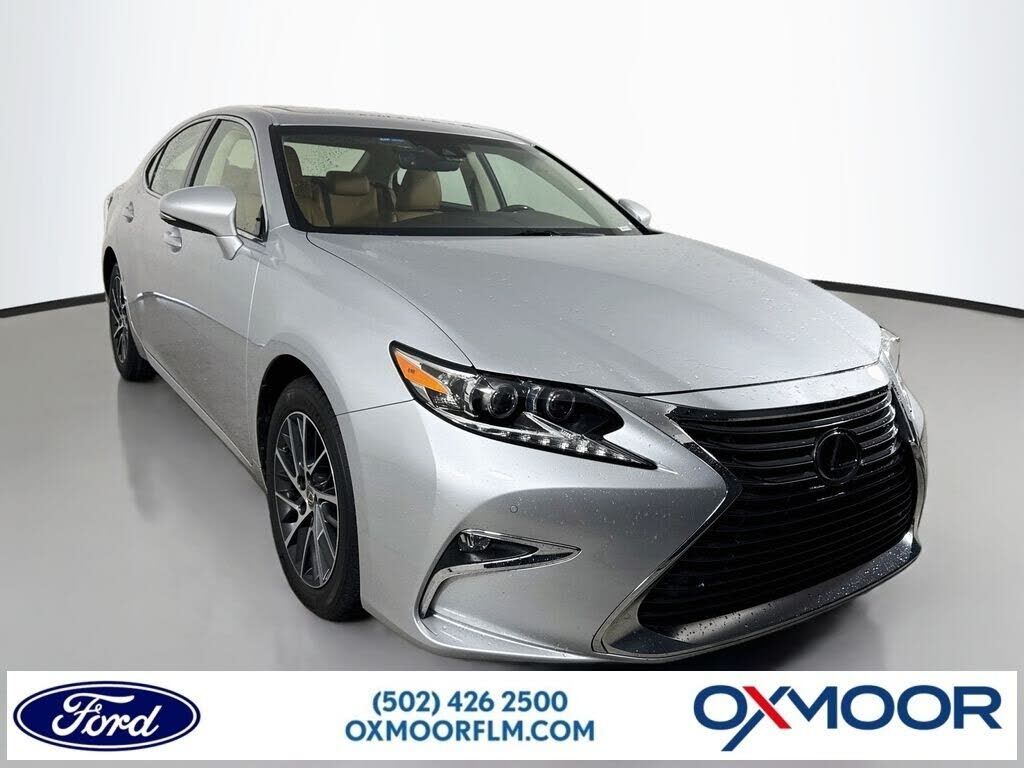 2017 LEXUS ES