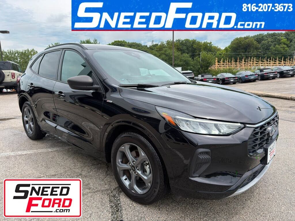 2024 FORD Escape