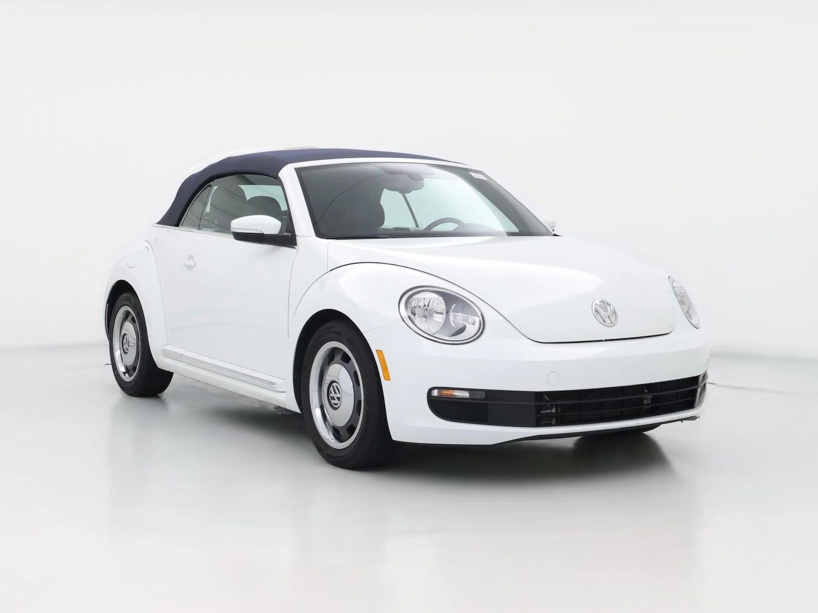 2016 VOLKSWAGEN Beetle