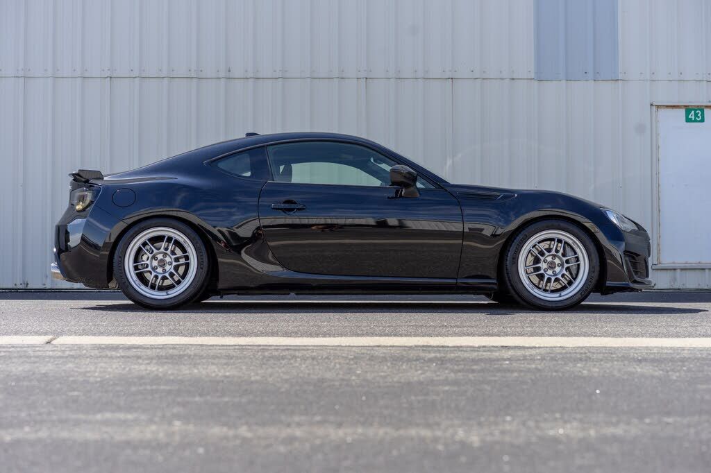 2017 SUBARU BRZ